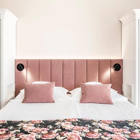 Hotel Pienzenau Am Schlosspark Merano Ngoại thất bức ảnh