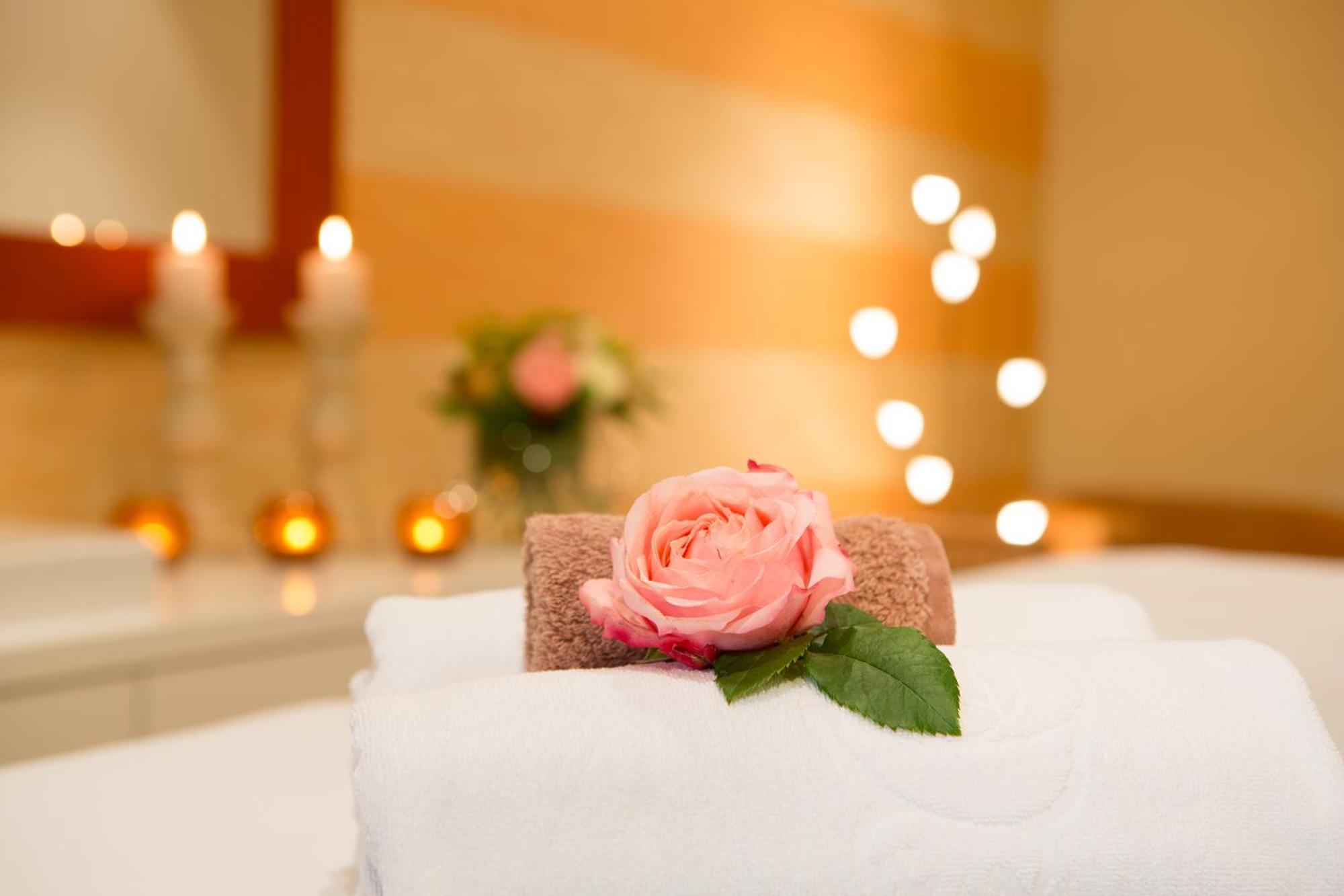 Hotel Pienzenau Am Schlosspark Merano Ngoại thất bức ảnh