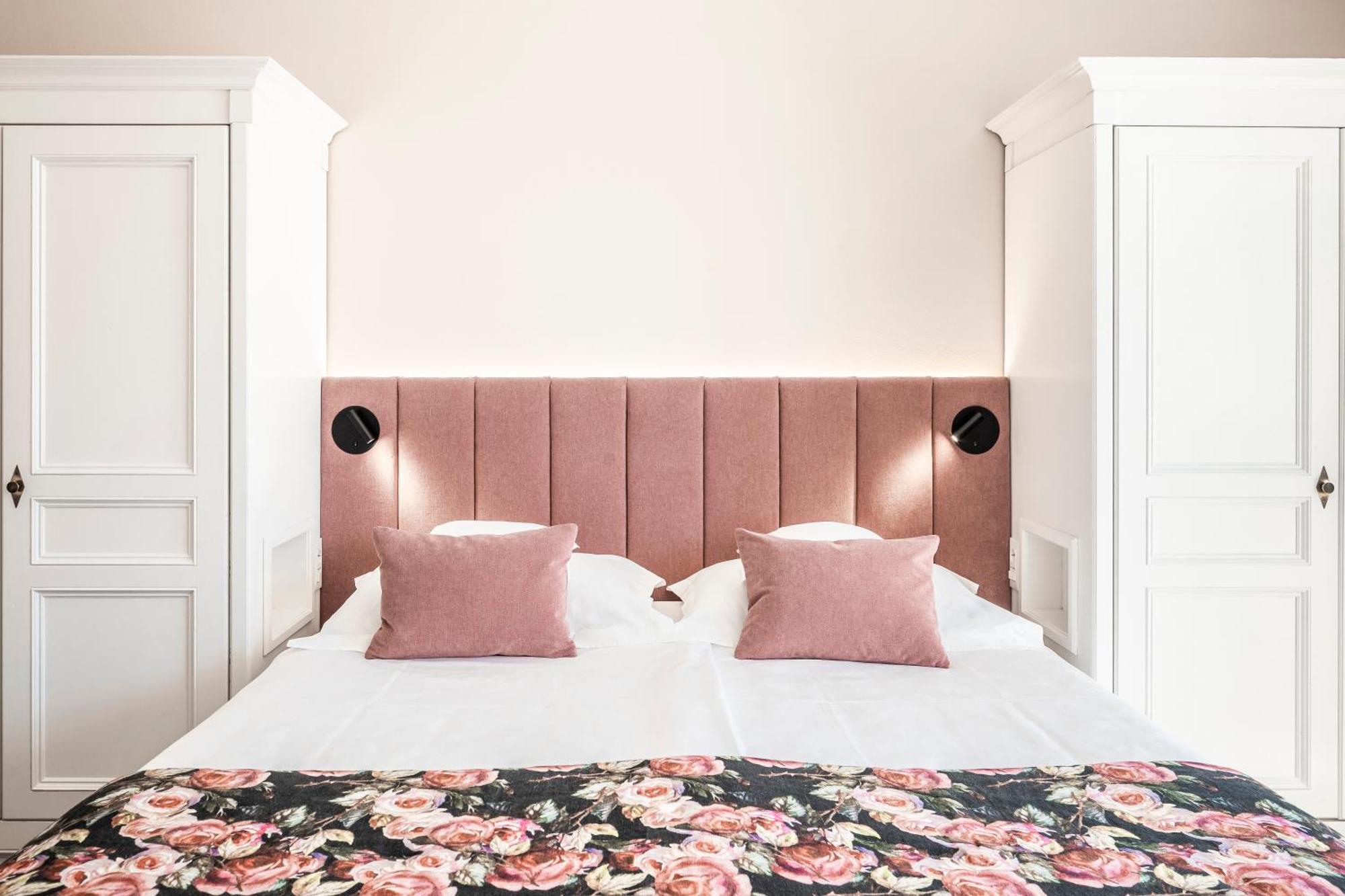 Hotel Pienzenau Am Schlosspark Merano Ngoại thất bức ảnh