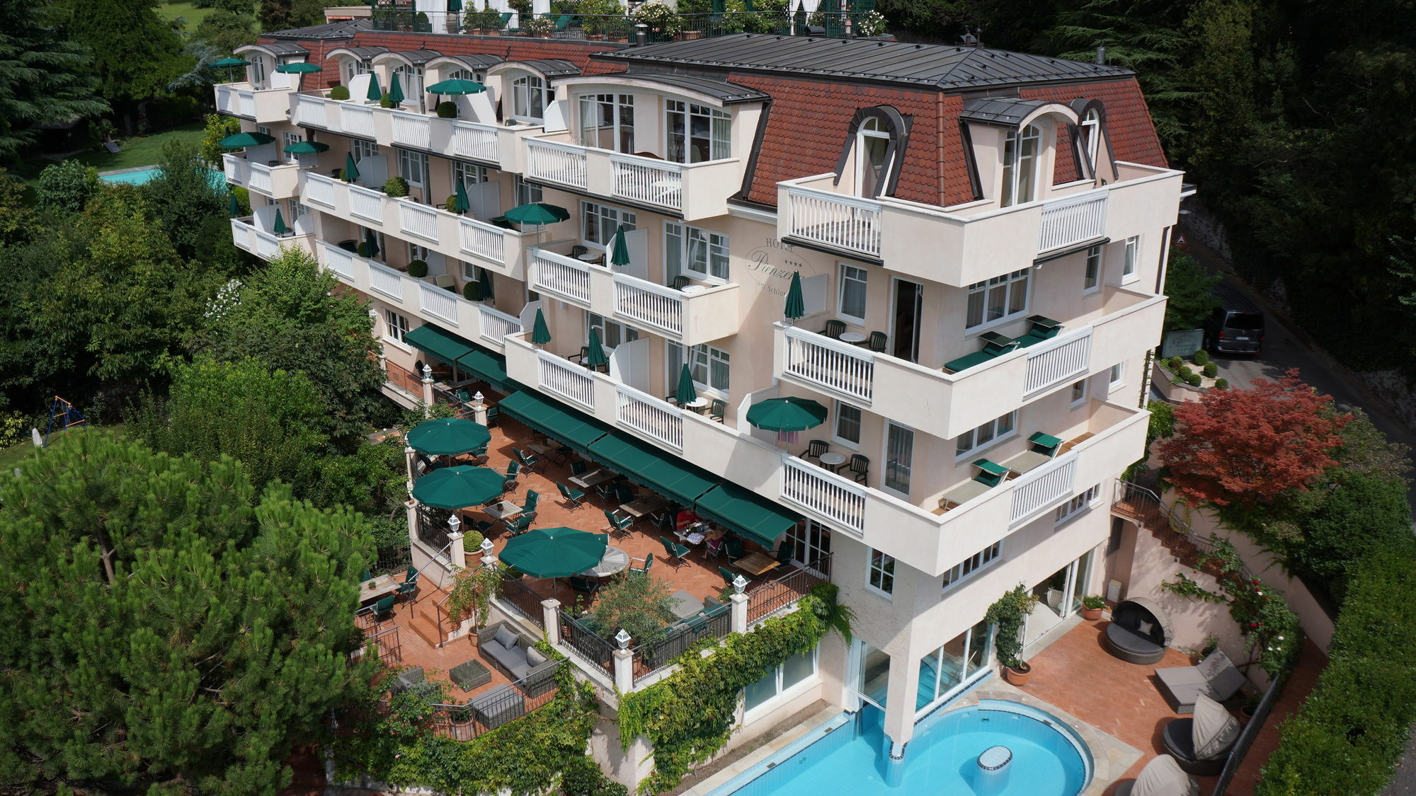 Hotel Pienzenau Am Schlosspark Merano Ngoại thất bức ảnh